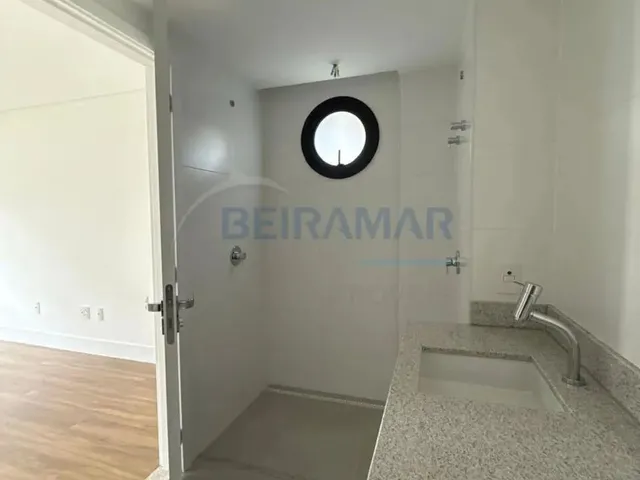 Imagem 6: Apartamento 4 Quartos, 2 Suítes, 2 Semi-Suítes, 2 Vagas de Garagem À Venda no New York
