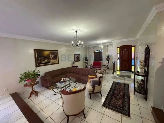 Imagem: Sobrado de 3 Andares (525M²) com Suíte