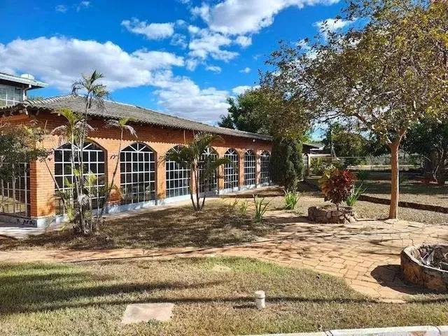 Imagem 8: Mspw Qd 17 Casa 3 Dormitórios Sendo 2 Suítes, Varanda, 4 Vagas de Garagem, Próximo A