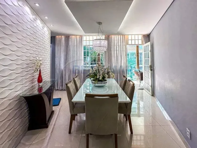 Imagem 5: Casa Térrea com 3 Suítes, Área de Lazer em 300M² À Venda na Qse 15 - Taguatinga Sul