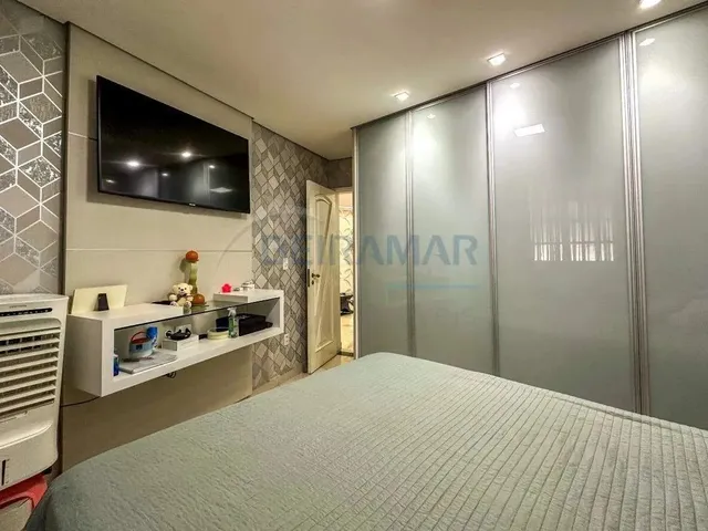 Imagem 9: Casa Térrea com 3 Suítes, Área de Lazer em 300M² À Venda na Qse 15 - Taguatinga Sul