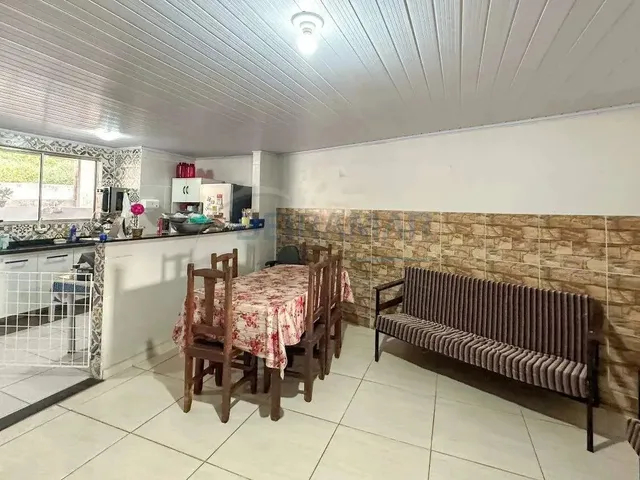 Imagem 2: Sobrado 3 Quartos, Independentes, 3 Vagas de Garagem À Venda na Sha Conjunto 3