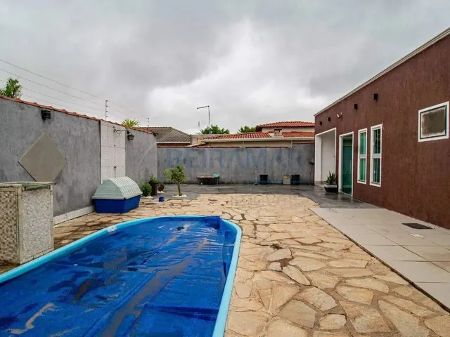 Imagem: Casa 3 Quartos, 1 Suíte, 2 Vagas de Garagem