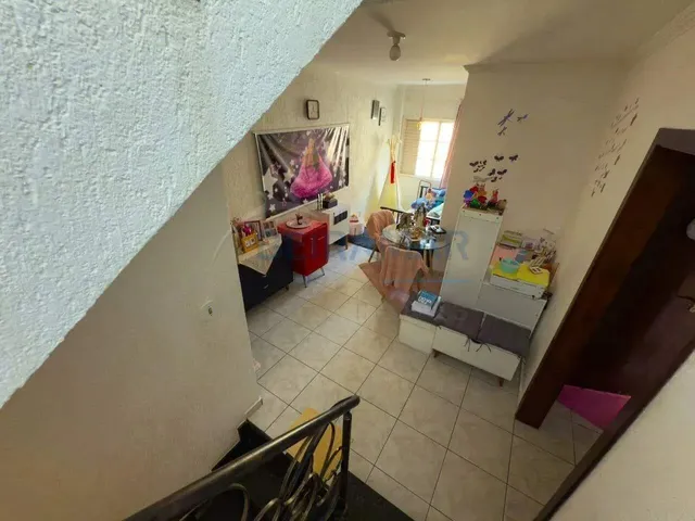 Imagem 11: Casa 5 Quartos, 4 Suítes, 3 Pavimentos, Casa Extra, 2 Vagas de Garagem À Venda na Qe 42