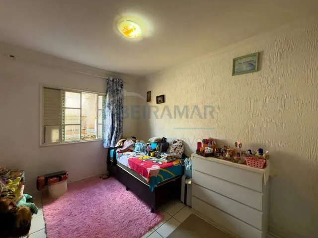 Imagem 7: Casa 5 Quartos, 4 Suítes, 3 Pavimentos, Casa Extra, 2 Vagas de Garagem À Venda na Qe 42