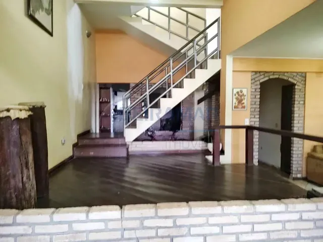 Imagem 3: Casa de 3 Andares com Design Exclusivo em Madeira, Piscina e Espaço Gourmet Taguatinga No