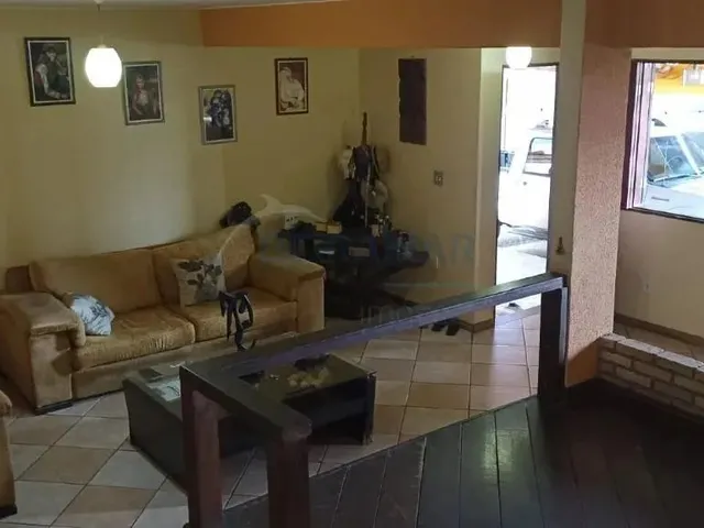 Imagem 13: Casa de 3 Andares com Design Exclusivo em Madeira, Piscina e Espaço Gourmet Taguatinga No