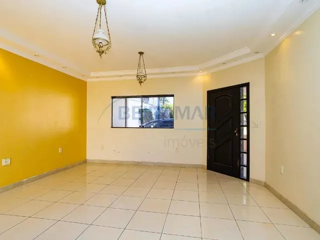 Imagem: Casa com 5 Quartos, Suíte Master, Piscina