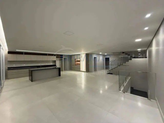 Imagem 7: Casa Nova e Sofisticada com 5 Suítes, Piscina e Elevador À Venda no Condomínio