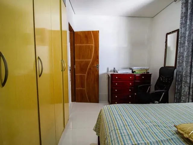 Imagem 3: Casa para Venda com 4 Quartos em Taguatinga