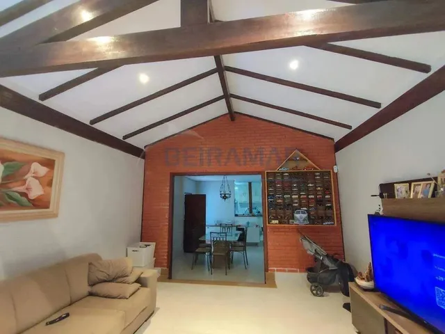 Imagem: Casa 3 Quartos, 1 Suíte, 2 Vagas de Garagem