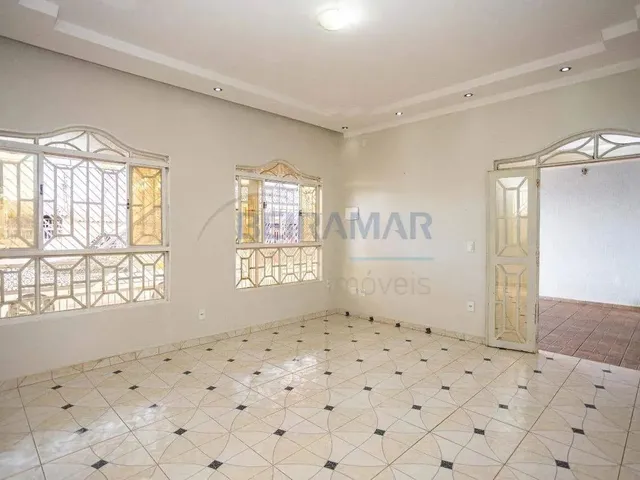 Imagem: Casa de 3 Quartos, 2 Suites, Garagem Coberta
