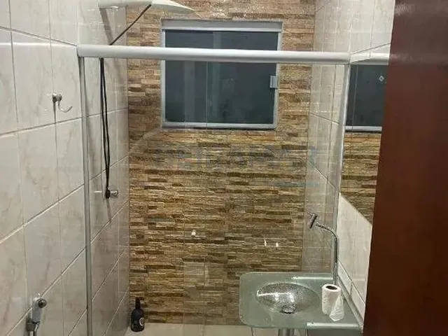 Imagem 12: Casa 4 Quartos (1 Suíte C/ Closet) com Piscina Aquecida, Churrasqueira e 800M² No