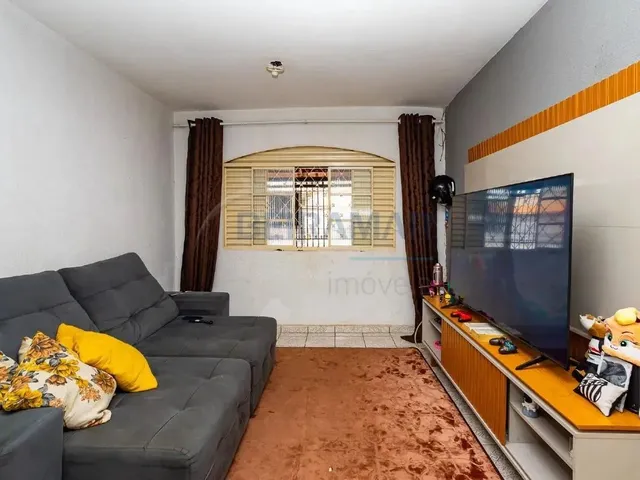 Imagem: Casa À Venda com 3 Quartos 2 Suíte