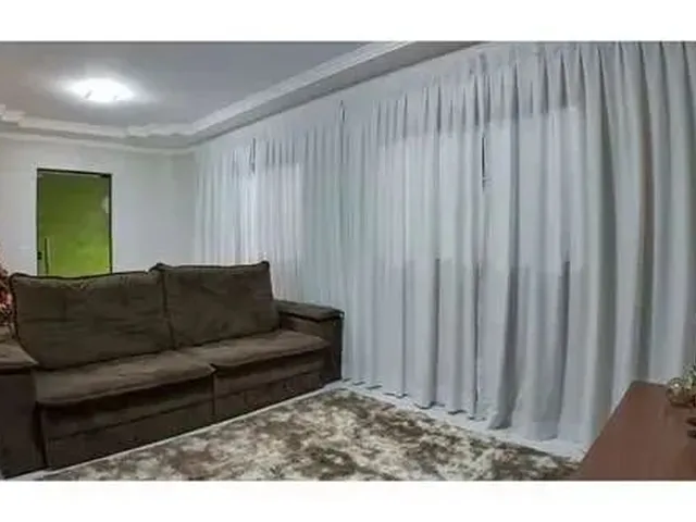 Imagem 2: Imóvel para Venda Possui 250 Metros Quadrados com 5 Quartos em Taguatinga Norte
