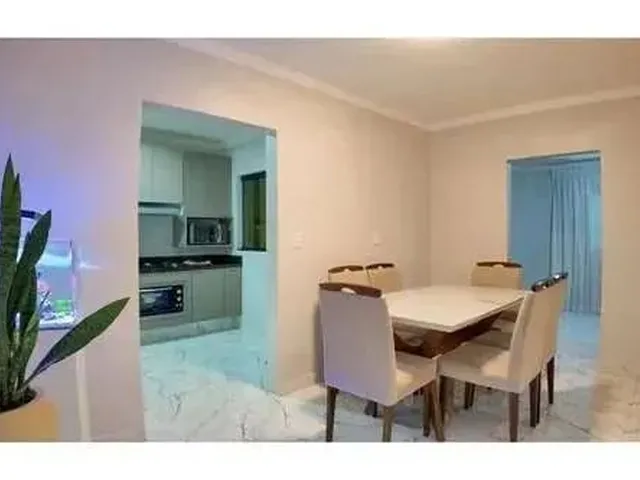 Imagem 7: Imóvel para Venda Possui 250 Metros Quadrados com 5 Quartos em Taguatinga Norte