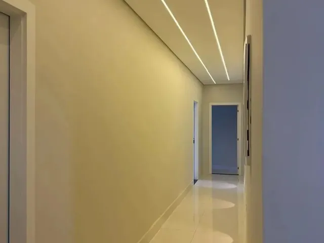 Imagem 10: Imóvel para Venda Tem 400 Metros Quadrados com 3 Quartos em Setor Industrial - Brasília