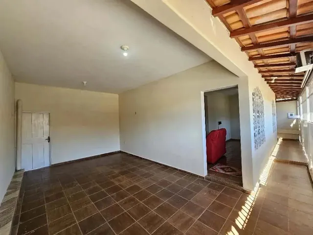 Imagem 3: Ótima Casa de Laje com 240M² na Vila Vicentina - Perto do Praça