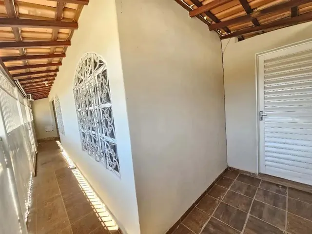 Imagem 8: Ótima Casa de Laje com 240M² na Vila Vicentina - Perto do Praça