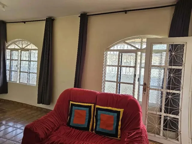 Imagem 11: Ótima Casa de Laje com 240M² na Vila Vicentina - Perto do Praça
