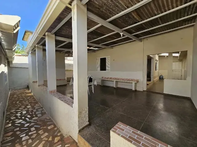 Imagem 10: Ótima Casa de Laje com 240M² na Vila Vicentina - Perto do Praça