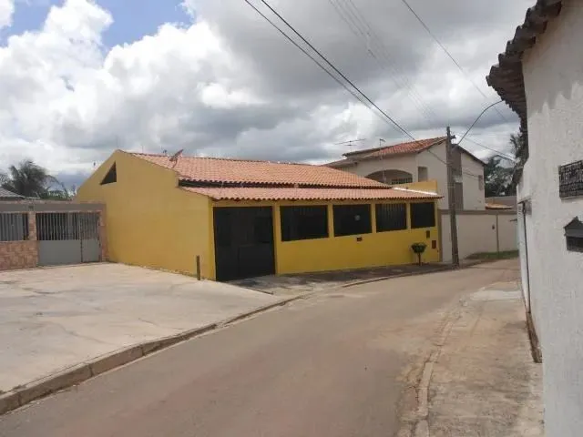 Imagem: Casa Á Venda na Quadra 18 da Avenida Contorno
