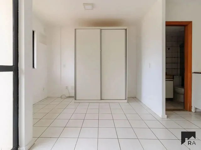 Imagem 3: Kit com Elevador, Garagem e Varanda - Asa Norte
