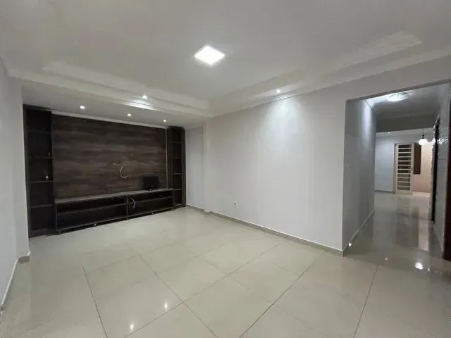 Imagem: Casa com 4 Quartos no Setor Norte Gama