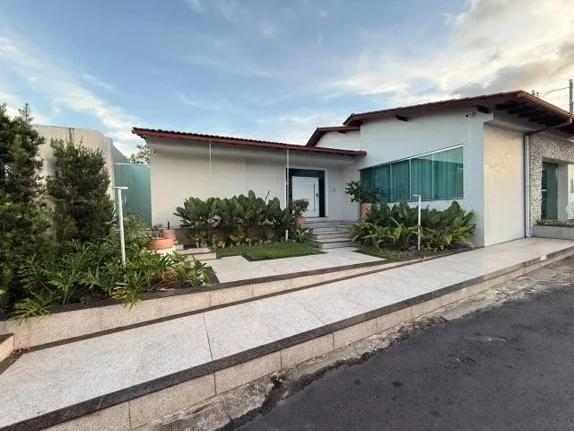 Imagem: Casa Térrea com 4 Suítes - Cond Aristocrático