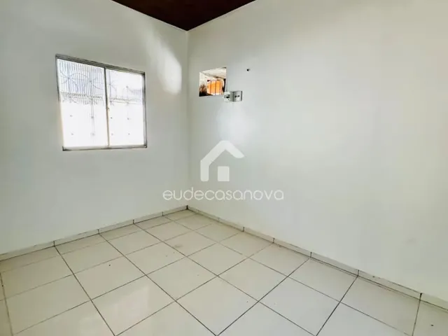Imagem 12: Casa 2 Quartos, Planalto, Muita Área Externa
