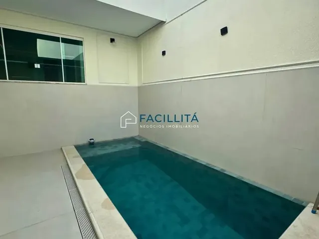 Imagem 7: Casa Moderna com Piscina À Venda,Conforto e Localização Privilegiada no Parque Das