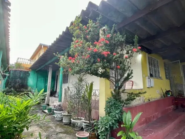 Imagem 9: Oportunidade! Vendo Casa 300M ², 2 Andares com 7 Quartos no Japiim