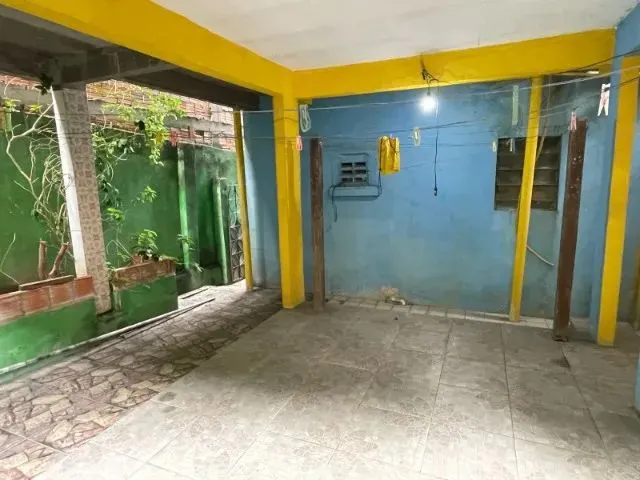 Imagem 2: Oportunidade! Vendo Casa 300M ², 2 Andares com 7 Quartos no Japiim