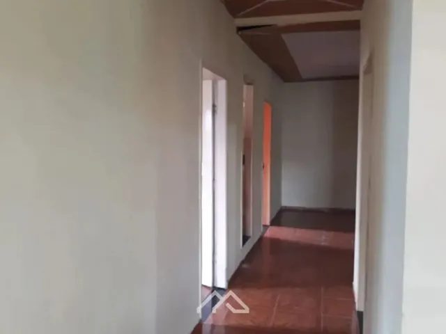 Imagem 2: Casa com 3 Quartos + 9 Apartamentos Gerando Renda de R$4500 - Campos Sales