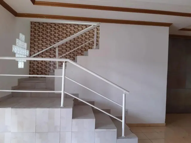 Imagem 2: Vendo Excelente Casa Duplex com 7 Dormitórios no Dom Pedro