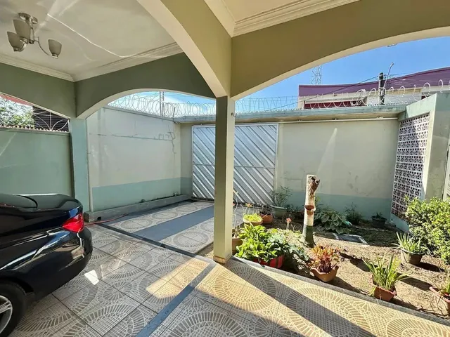 Imagem 10: Casa 6 Quartos Av das Torres C/ Placa Solar Poço Artesiano Garagem Ampla Piscina