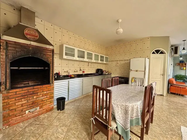 Imagem 2: Casa 6 Quartos Av das Torres C/ Placa Solar Poço Artesiano Garagem Ampla Piscina