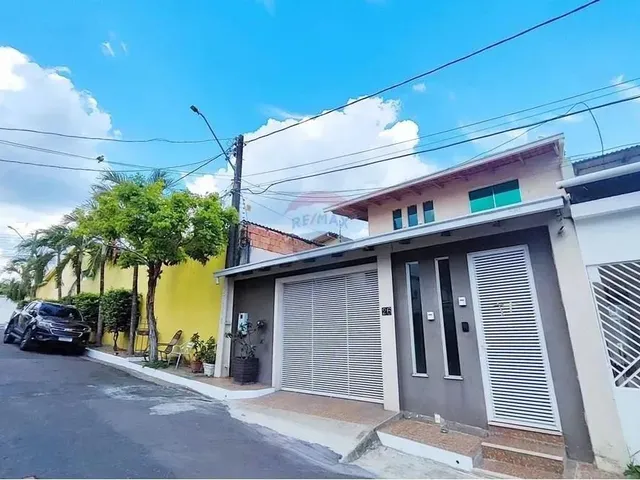 Imagem 5: Casa no Aleixo com 4 Quartos, Sendo 3 Suítes Moderna e em Excelente Localização