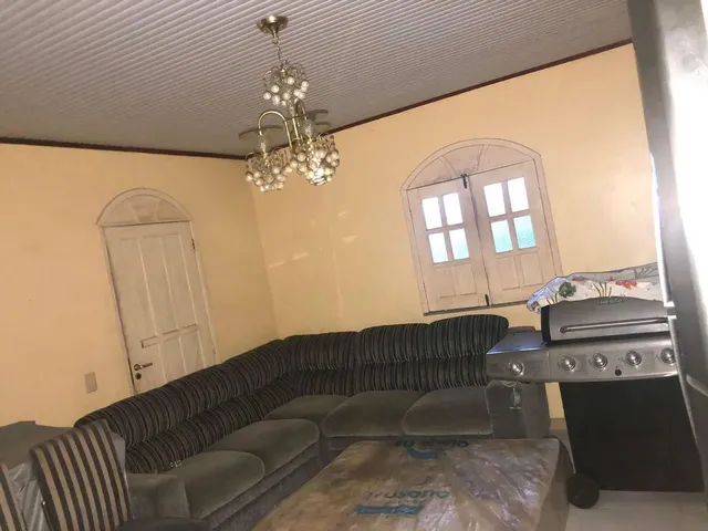 Imagem 3: Vende-Se Esta Casa no Zumbi dos Palmares