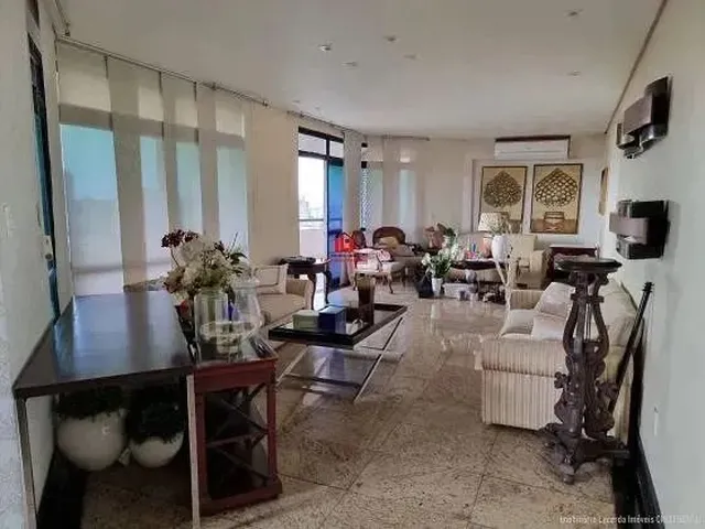 Imagem: Cobertura no Edifício Walderez Simões