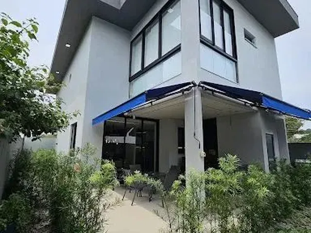 Imagem: Casa 100 Mobiliada com 3 Suítes À Venda
