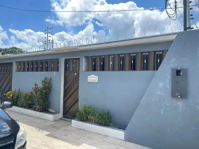 Imagem: Casa com 3 Quartos e Piscina, Cidade Nova