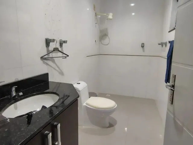 Imagem 8: Casa Térrea Moderna e Confortável (1 Master + 2 Semi-Suítes) no Condomínio Forest Hill