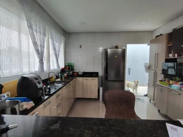 Imagem 4: Casa Térrea Moderna e Confortável (1 Master + 2 Semi-Suítes) no Condomínio Forest Hill