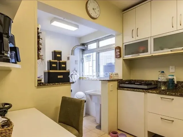 Imagem 11: Imóvel para Venda com 67 Metros Quadrados com 2 Quartos em Moinhos de Vento - Porto