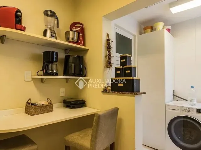 Imagem 2: Imóvel para Venda com 67 Metros Quadrados com 2 Quartos em Moinhos de Vento - Porto