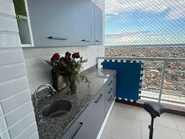 Imagem 14: Vendo Apto no Ed. Montfort, C/ 2 Quartos, Sendo 1 Suíte, Sala de Estar/Jantar, Cozinha E