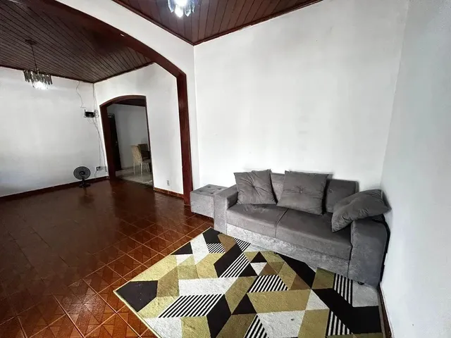 Imagem 2: Casa Ampla de 4/4 À Venda no Conjunto Tapajós
