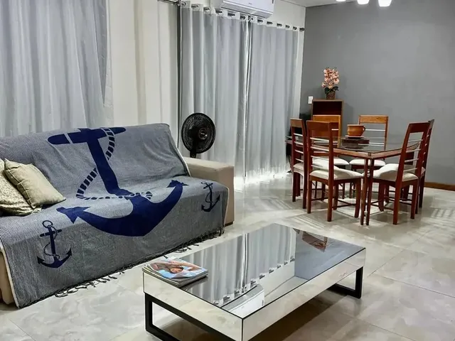 Imagem 2: Casa em Vila Fechada