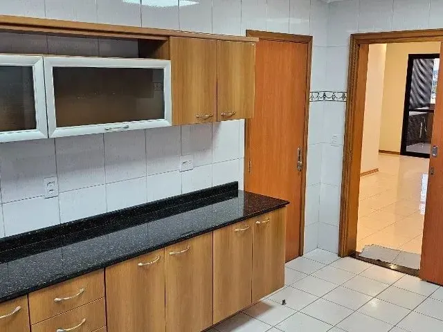 Imagem 9: Apto, 184M², 4 Suítes, 2 Vgs no Ed. Denver